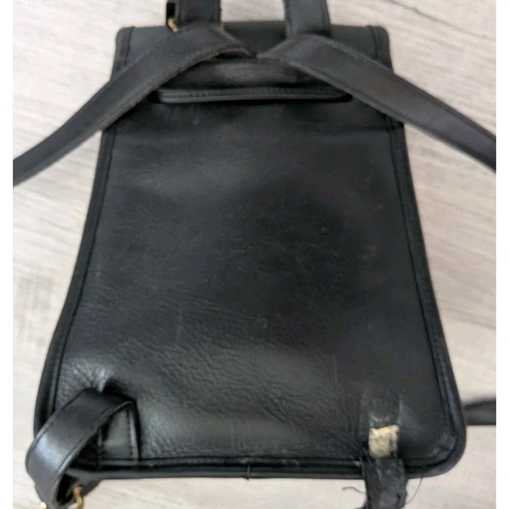 Vintage Coach Legacy Backpack 9960 Black Leather Adjustable Straps Charm READ